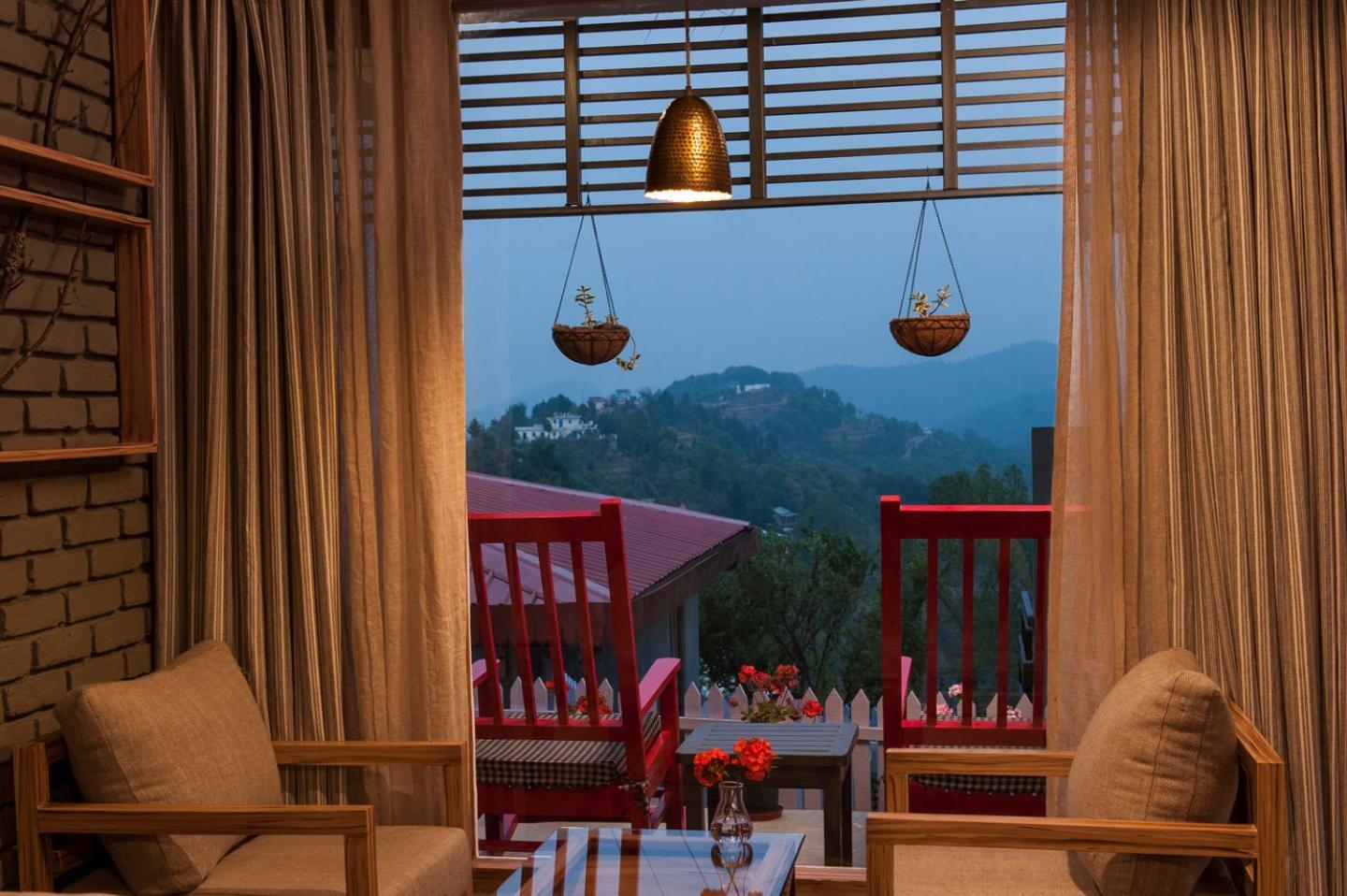 The Birdcage, Mukteshwar Hotel Exterior photo
